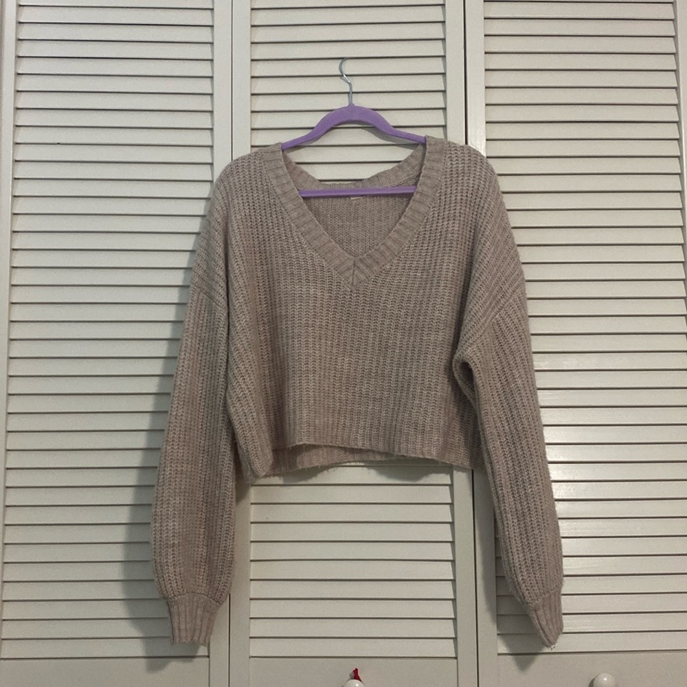 Cropped taupe sweater L